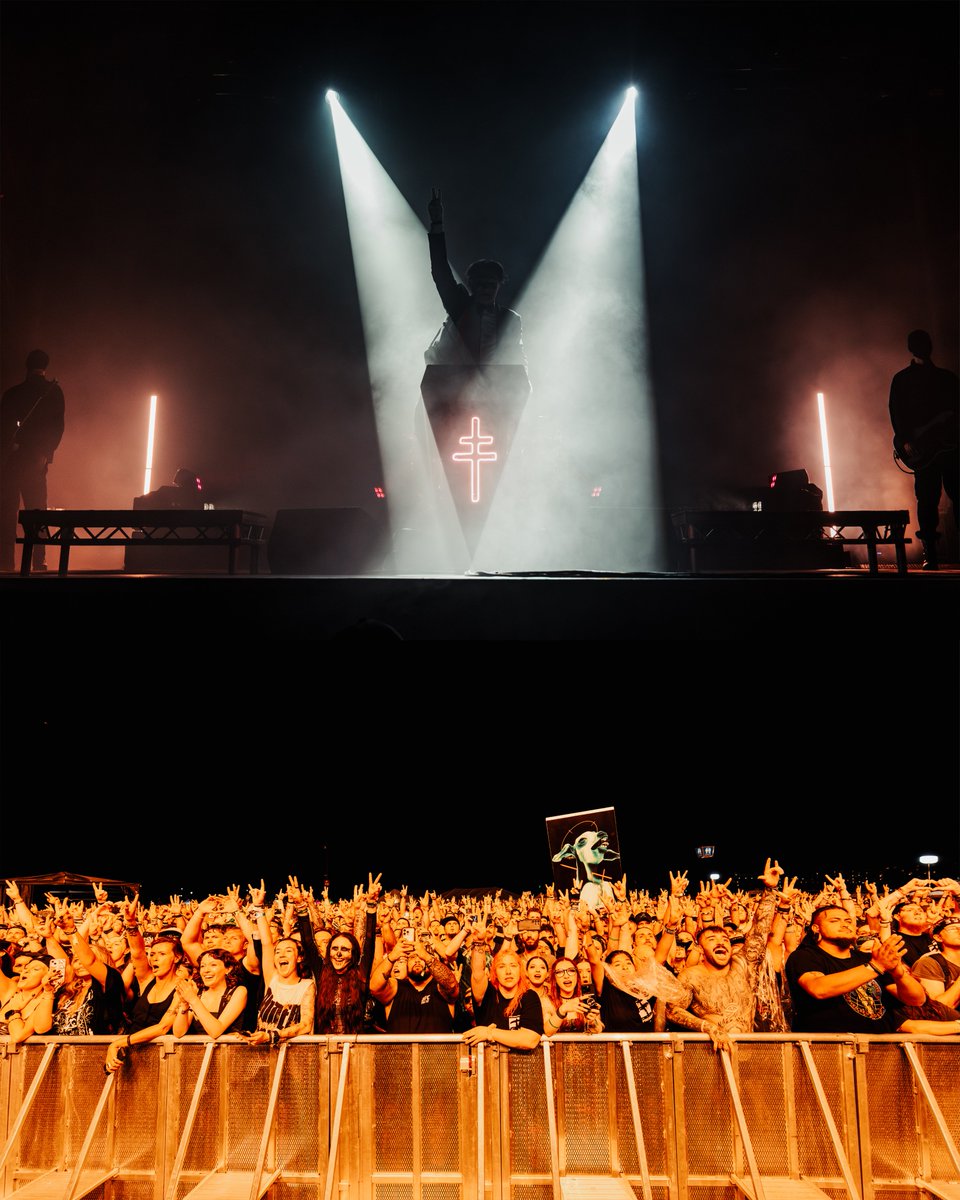 LTLFest's tweet photo. One term wasn’t enough. More from @PRESIDENT_Band at Louder Than Life. https://t.co/bsIy7JF0Sc