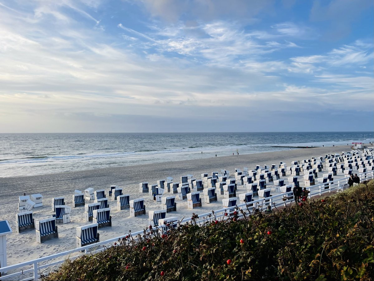 ujutakon's tweet photo. Sylt, Westerland https://t.co/Flu52sWGGh