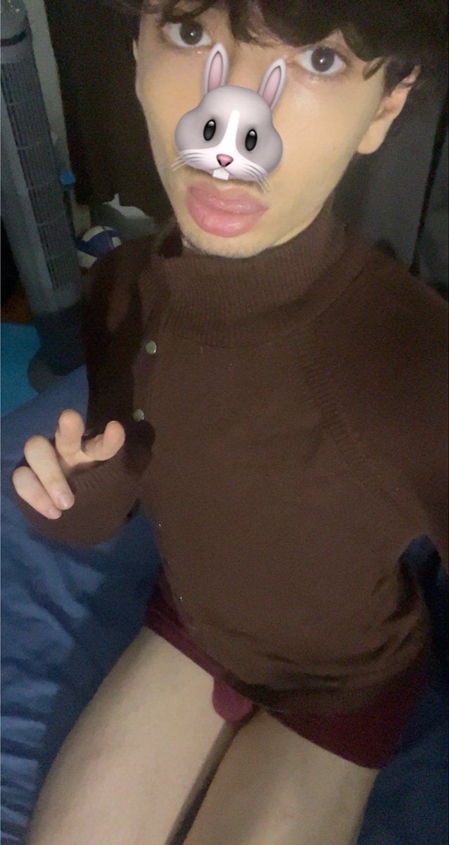 cuwiousfem's tweet photo. show me how rough you get :3 #twink #femboy #gay #bottom https://t.co/vuO3VHiHSD
