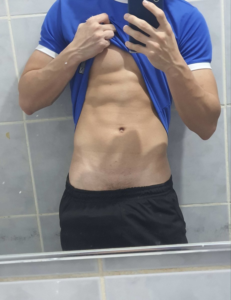 anonimo11bra's tweet photo. Sabadou?
21cm sig 
#BROTHERAGEMㅤ #PINTOSAWARDSㅤㅤ https://t.co/m7amaoI1On