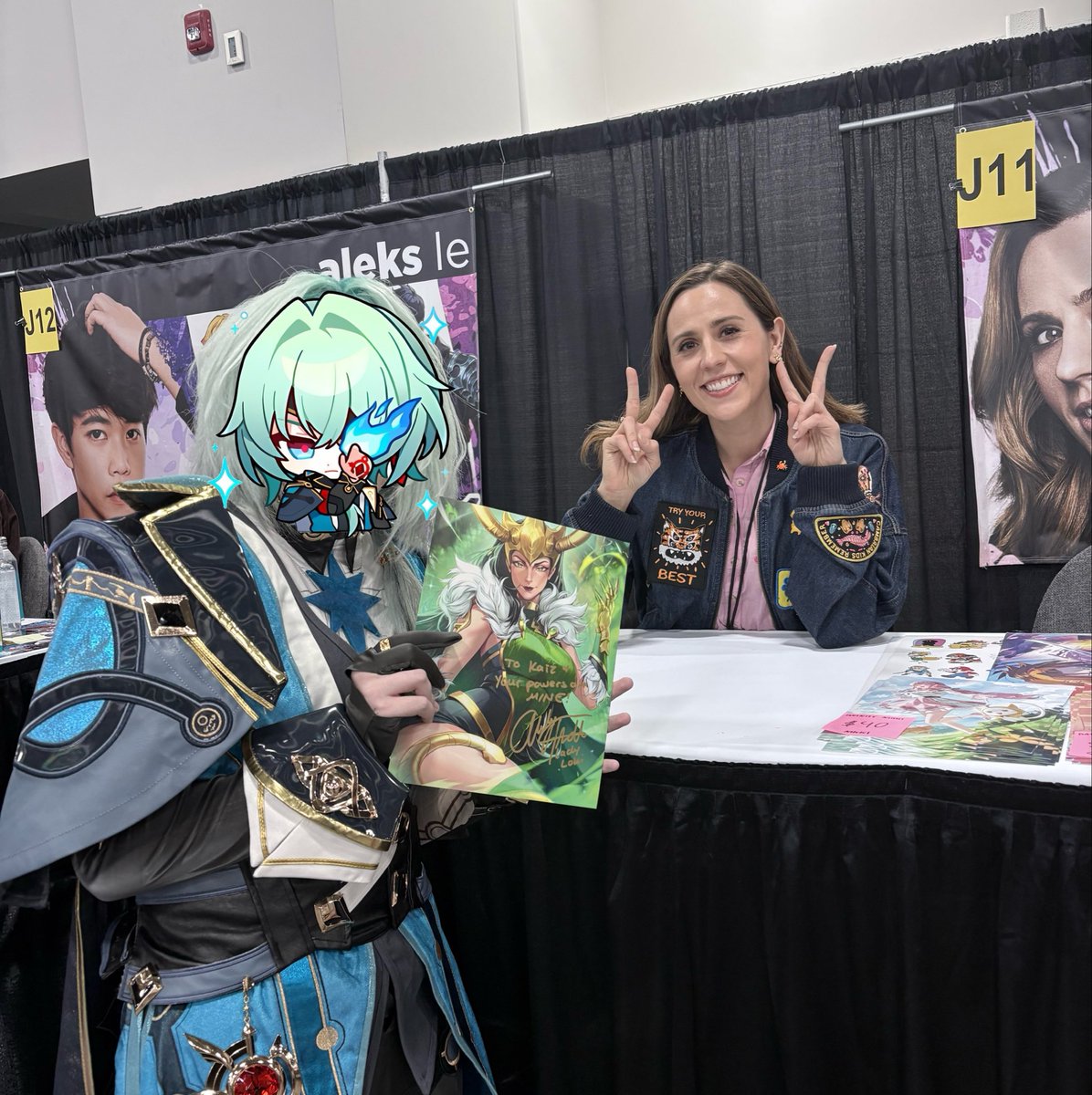 tesserractt's tweet photo. Literally haven’t shut up about this at all meeting her was so nice I go two pictures with her aswell !!

#MarvelRivalsㅤ #ladyloki #marveltwt #marvel #FanX #comiccon #lokitwt https://t.co/8KJNFVlitz