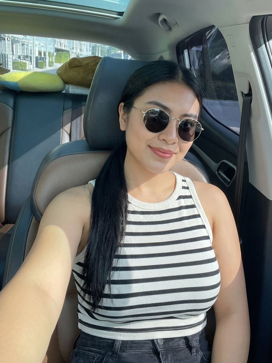 the_big31368's tweet photo. Esta zorra nos sigue enviando sus aportes para que la vean como es ser Dama y puta a la vez 😈🥵🤤💦
Qué le harían si la tuvieran en frente.. Leeré comentarios https://t.co/nOjKQRpFwT