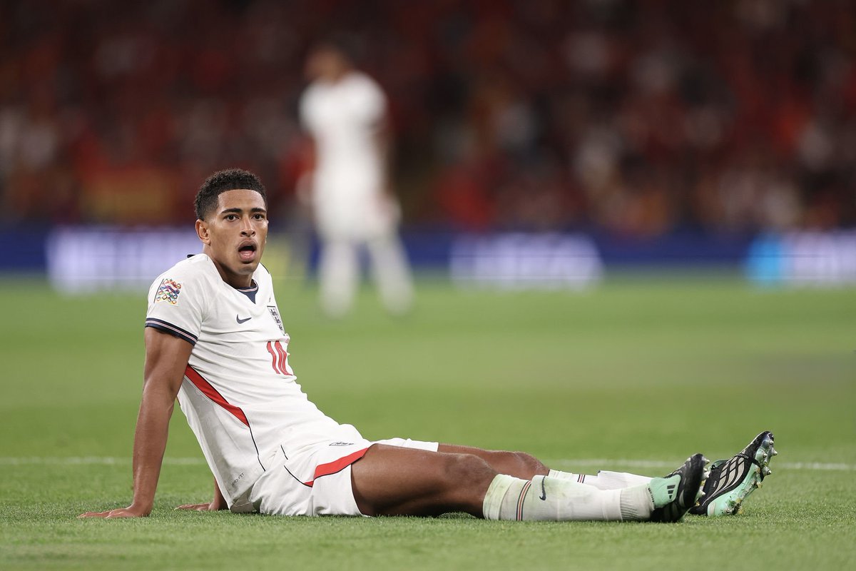 MadridXtra's tweet photo. 🚨 Jude Bellingham vs Spain:

- 95 minutes played
- 1 assist
- 1 penalty won
- 2 big chances created
- 5 key passes
- 4/4 long balls (100%)
- 27 carries
- 4 progressive carries
- 2 defensive contributions
- 1 clearance
- 5 recoveries
- 6 duels won

LET DOWN. https://t.co/sxtRCev36Z