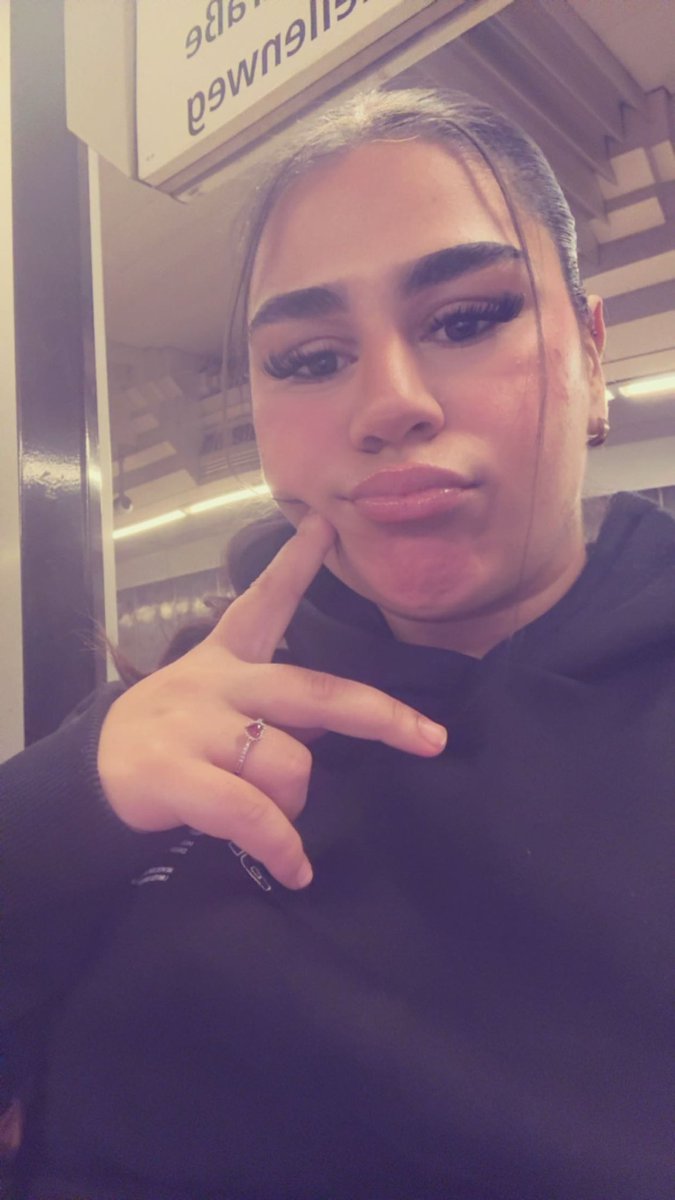 CashPrincessa22's tweet photo. Konto leer. Hunger groß. 😮‍💨💸
Gibt es hier etwa einen kleinen Geldsklaven, der seine Herrin heute glücklich machen möchte? 👀🖤 https://t.co/zvPubzW2ZG