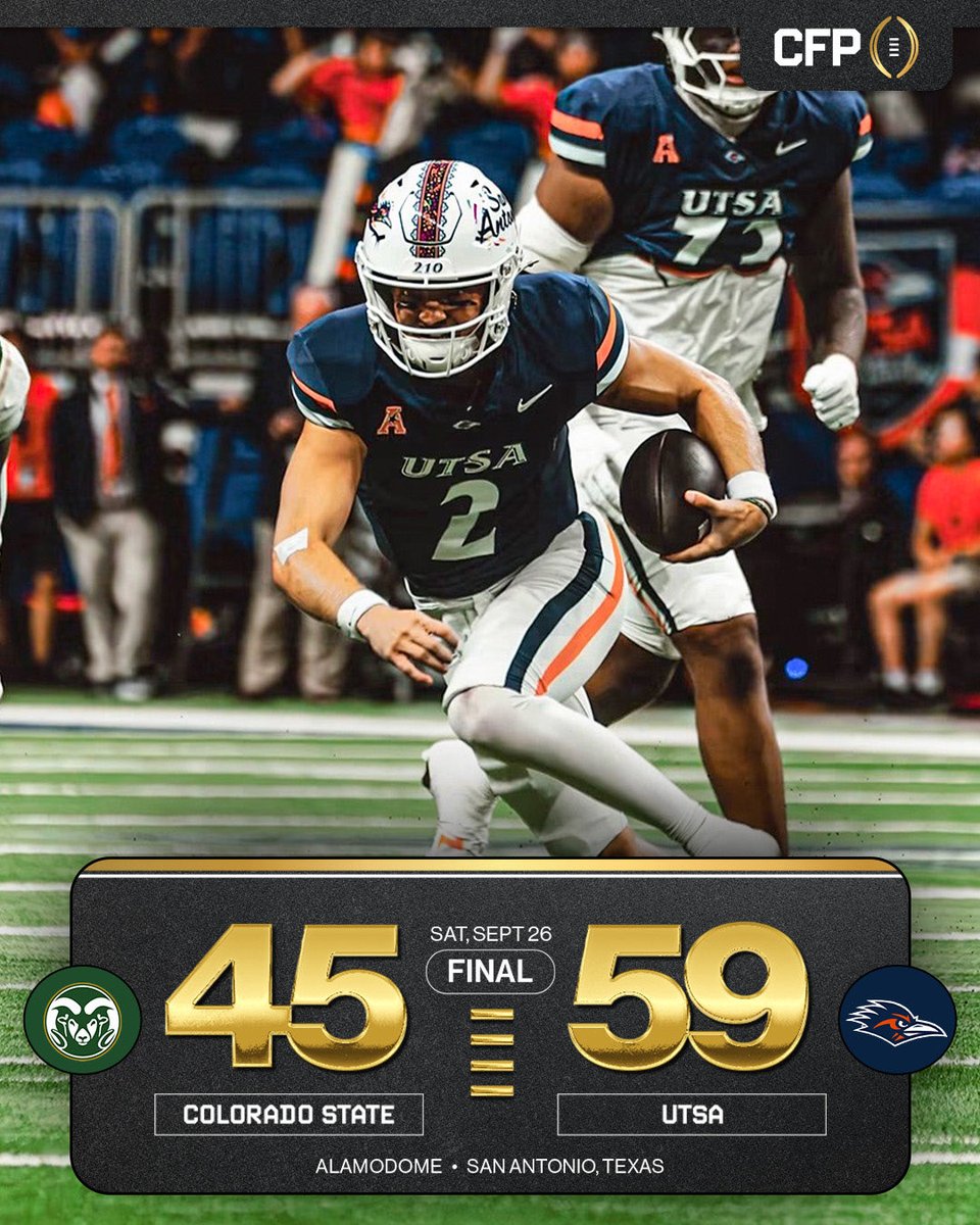 CFBPlayoff's tweet photo. Roadrunners take the dub🔥

#CFP https://t.co/6qeZUFauNj