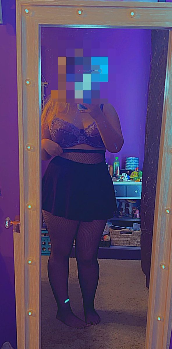 VoluptuousVi20's tweet photo. A new mystery 💜 #tease #effortless #nsfw https://t.co/WS9ccbNqxp