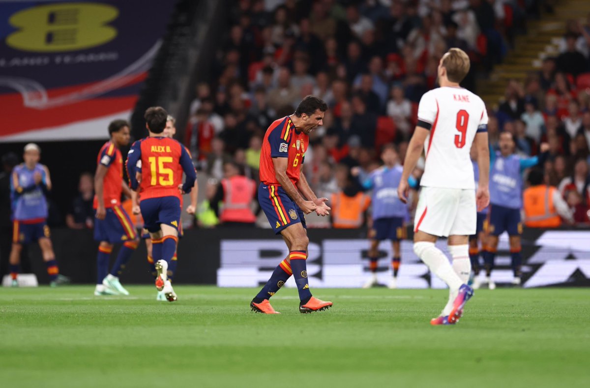 CUPID_FC's tweet photo. FULL TIME
England 2-3 Spain
2’ Yamal — Guehi robbed in his own half
36’ Gordon
40’ Kane
54’ Kane MISSES a penalty
60’ Baena
74’ Oyarzabal
Spain turn it around at Wembley. 🇪🇸
#ENGvsESP #NationsLeague https://t.co/FQ5OOFrqbM