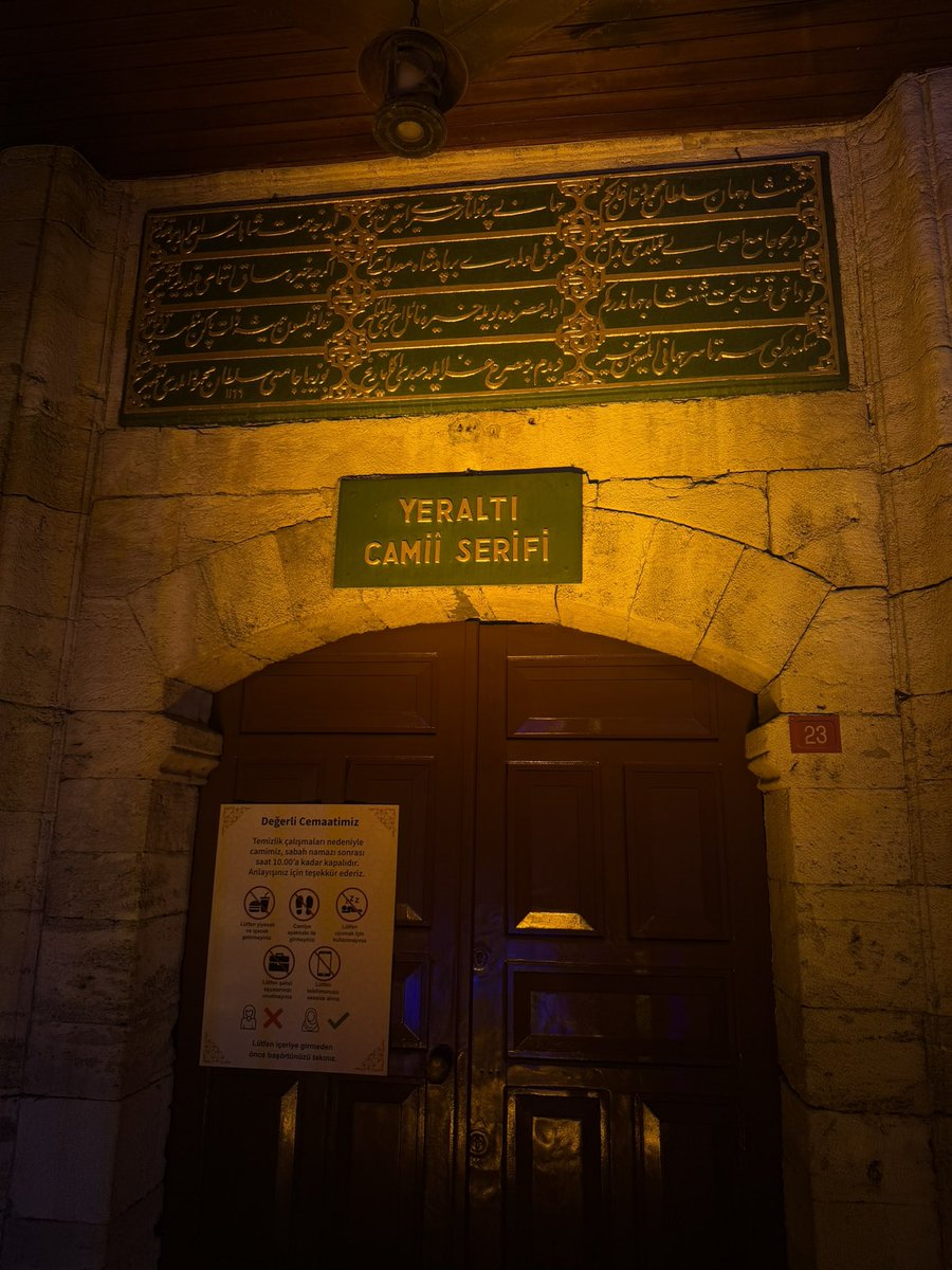PapatyaAdammm's tweet photo. Yeraltı cami https://t.co/szYogSmzOY