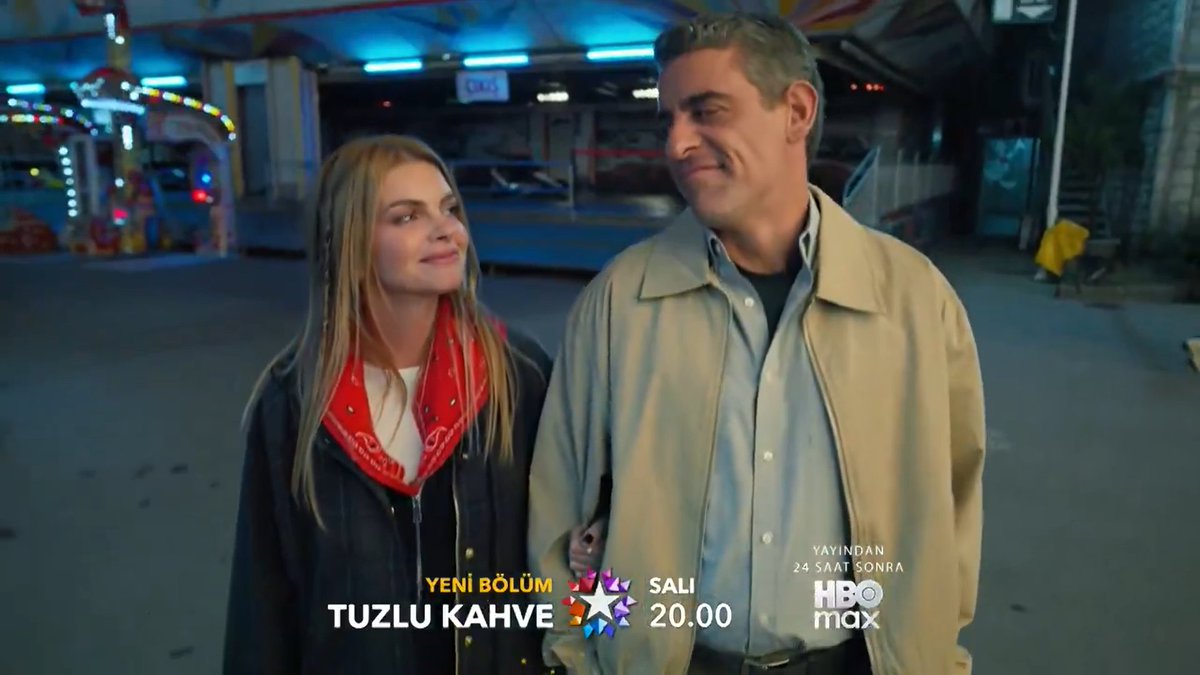 darilliumchild's tweet photo. Yıldızlara bak🌟         Biz küçüktük ✨ 
Aynı yer 15 yıl arayla https://t.co/7IfQ7b04IW