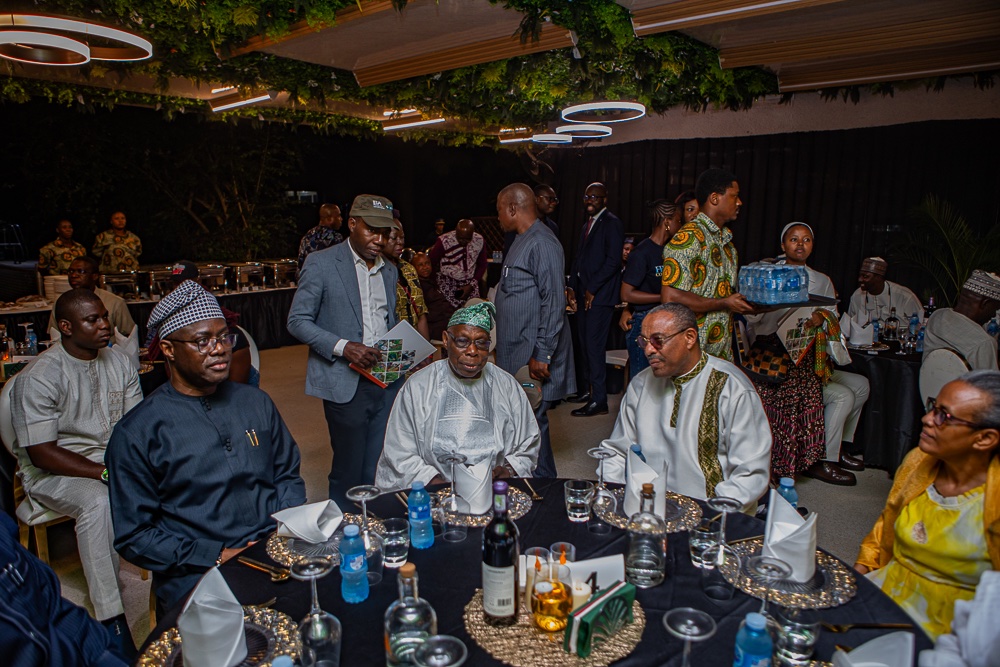 seyimakinde's tweet photo. The AgriConnect Compact is a national compact to grow food and create jobs by developing the agricultural value chain. Let me again thank our father, Chief Olusegun Obasanjo, GCFR; my brother, H.E. Umar @uanamadi, Governor of Jigawa State; the Honourable Minister for Agriculture and Food Security, @SenatorAKyari  who along with development partners, the World Bank Group, the @AfDB_Group, @IFAD, @IITA_CGIAR  and others were part of the event and have continued to contribute to food security in Nigeria.

Read my full remarks here https://t.co/VhAI13yWqi