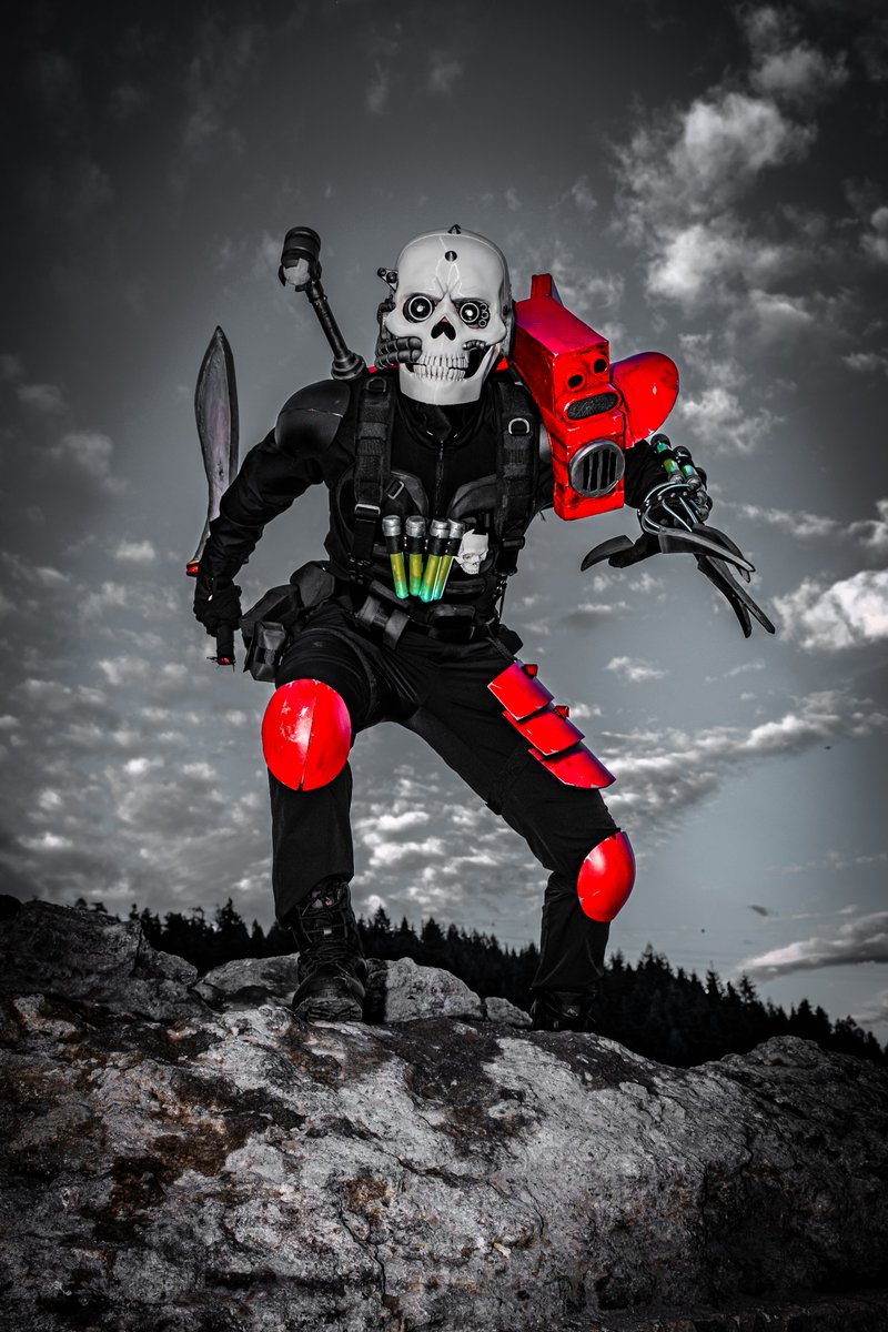 StudioWarmaiden's tweet photo. Shots of my Eversor Assassin on an old destroyed lighthouse
#WarhammerCommunity #Warhammer #WH40k #OfficioAssassinorum https://t.co/qD4sep30an