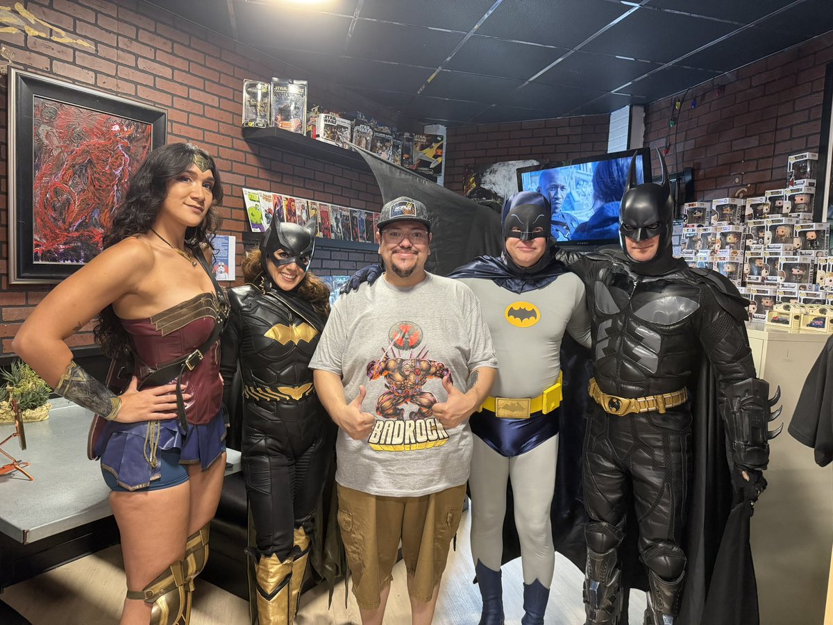 badrocktx's tweet photo. Talked to some DC cosplayers , and they asked about Badrock. Let’s just say , they’re getting the newest issue this coming Wednesday. @robertliefeld @DamooseSeth https://t.co/3h03Xq013U