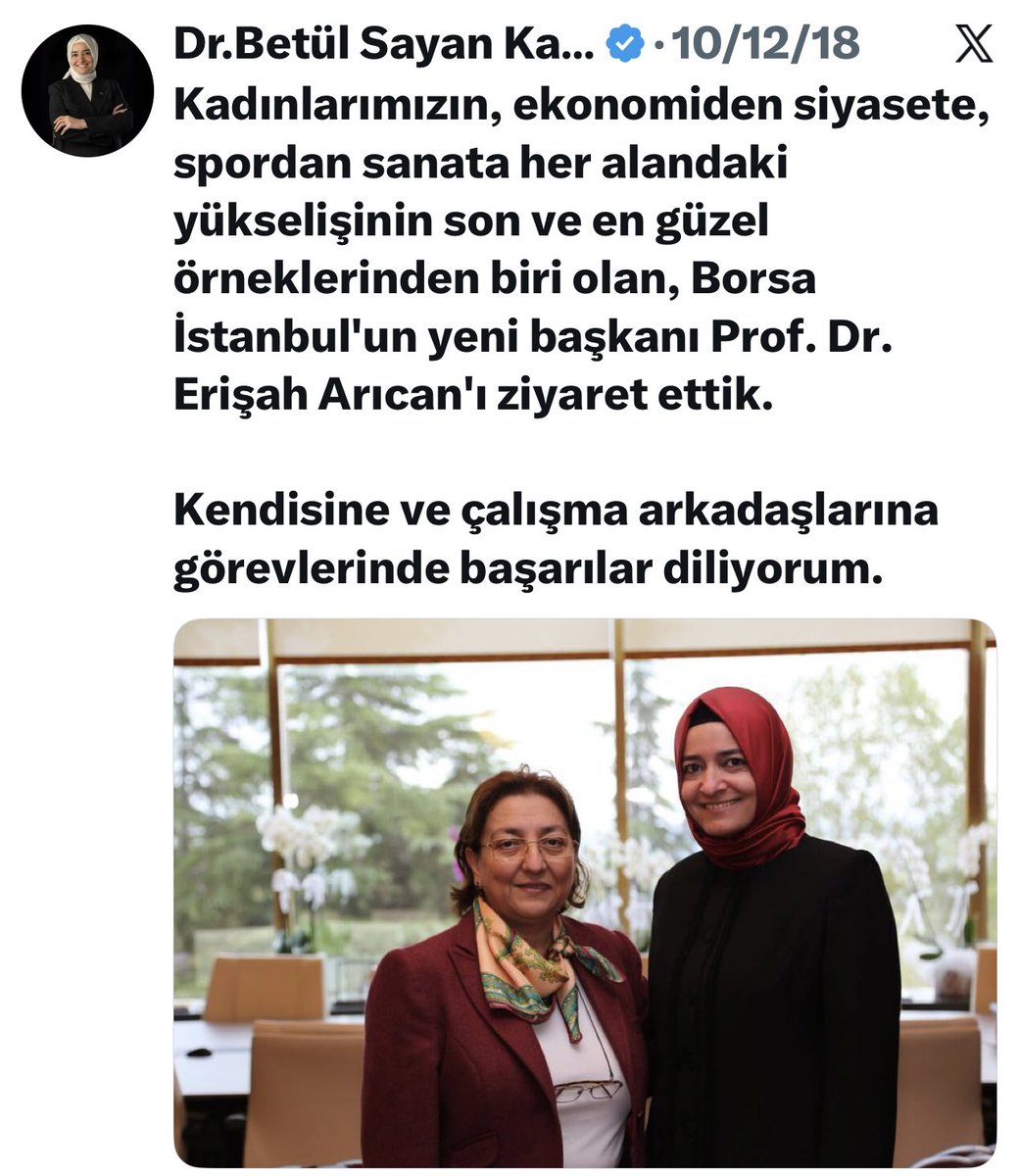 Haseristan4's tweet photo. Maşallah! Sayan ailesi değil SOYAN ailesi.
Aile boyu Türk Halkını soymuşlar. https://t.co/ZBPeiLtc1U