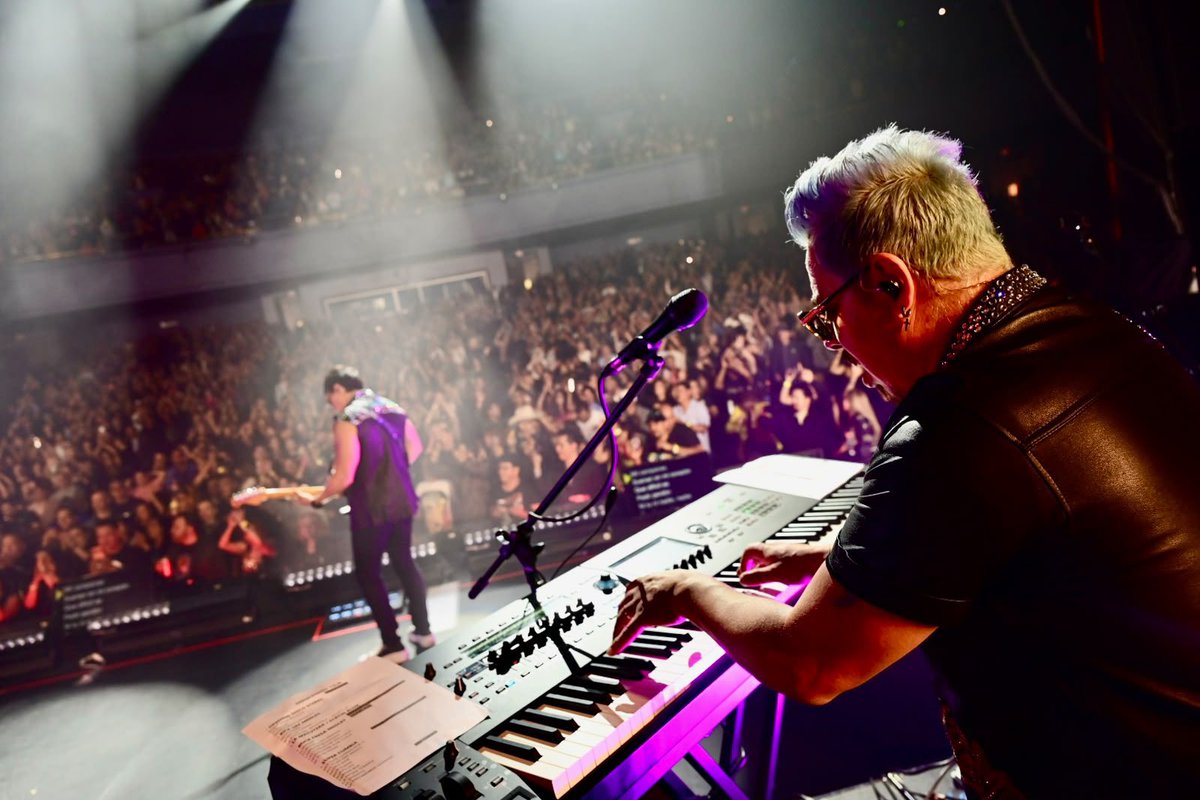 MATUTEmx's tweet photo. CHICAGO, ROSEMONT THEATRE 🇺🇸🤘🏻🔥 https://t.co/D76MgT5IsB