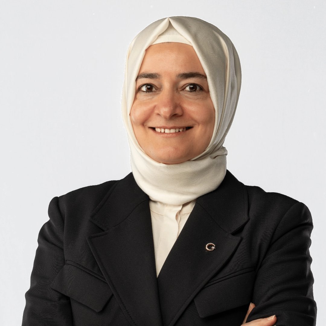 KIZAGANNNNN's tweet photo. Para nerede para yok
Fon nerede fon yok 
Ters kelepçe nerede kelepçe yok
Yargı nerede yargı yok 
Adalet nerede yandı bitti kül oldu .. https://t.co/K5Wl6KCvYx
