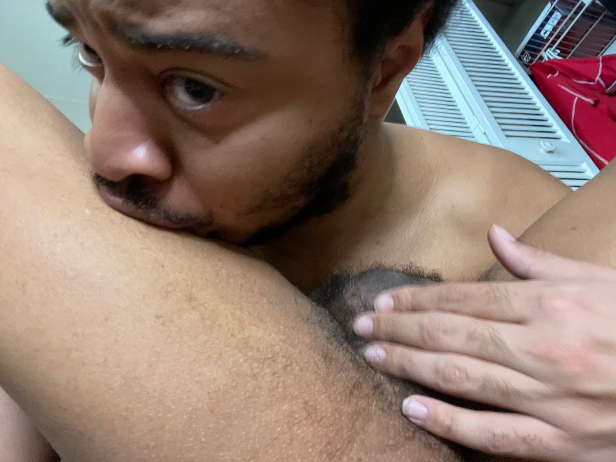 CltSexcapade's tweet photo. Feel the balls kiss the thighs https://t.co/aSYLf9AmzM