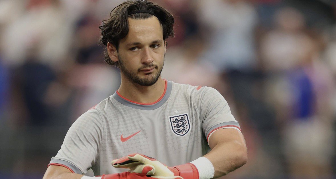 Leeds_Centre's tweet photo. James Trafford full time stats for England:

2 saves
3 goals conceded
88% (30/34) accurate passes
67% (6/9) accurate long passes
37 touches

Overall, he was decent. Just a shame the defense in front of him were incredibly poor with mistake after mistake. #LUFC https://t.co/y9navBKxmv