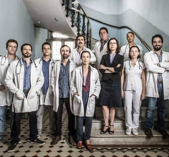 jotauelleia's tweet photo. estou morrendo de inveja da minha irmã que está assistindo sob pressão pela primeira vez na vida https://t.co/FrdIc0QqDf