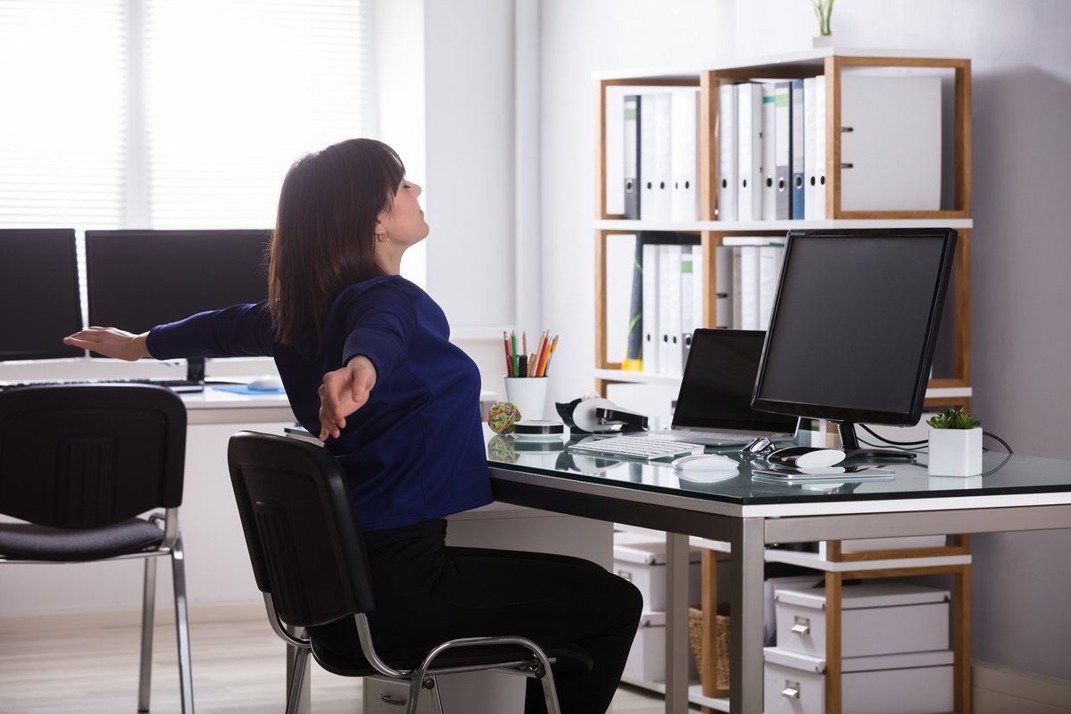 MorganBuckwzm's tweet photo. Busy day Nah, just perfecting my chair squint and staring at the office plant like it owes me answers. 10/10 work productivity. https://t.co/LyrGp5ZGEm
