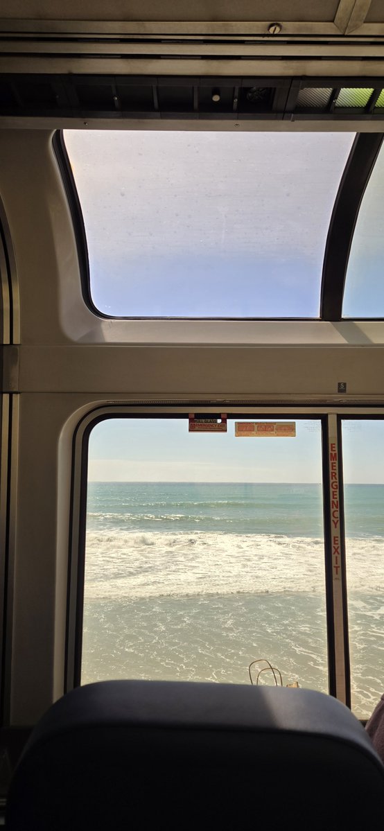 marxling's tweet photo. Blessed to have the observation car on the Pacific Surfliner https://t.co/psm8EwkQaC