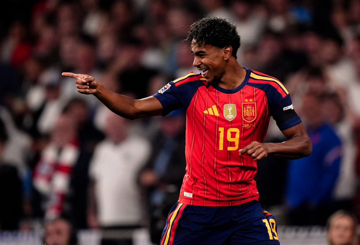 MesBlaugrana's tweet photo. Oubliez pas la partie 3 du #LamineBalonDeOro, personnellement je n’ai pas oublié

J’arrive bientôt 👀 https://t.co/pSDPw0R5aN