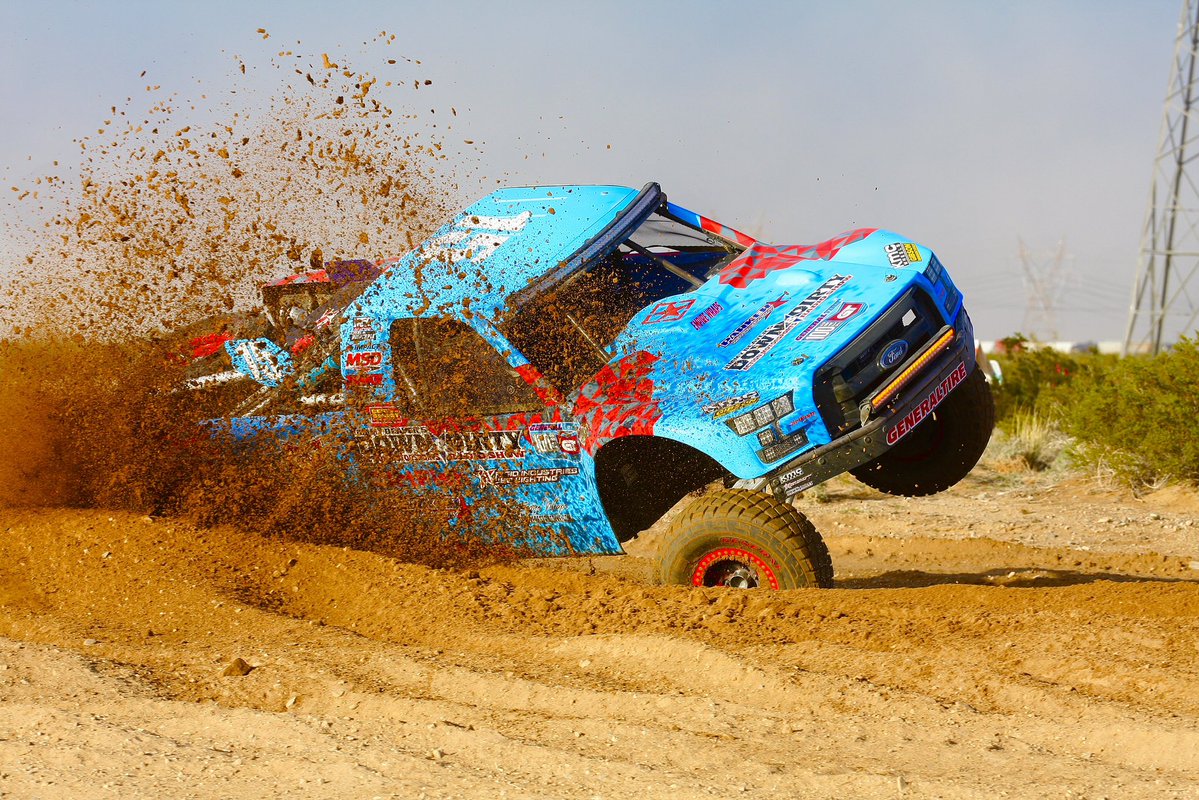 JimBeaver15's tweet photo. Found a nice archive of shots of me wheeling the @GeneralTire Trophy Truck before I became your resident talking head and misadventurer. https://t.co/AqsRUWk6WP