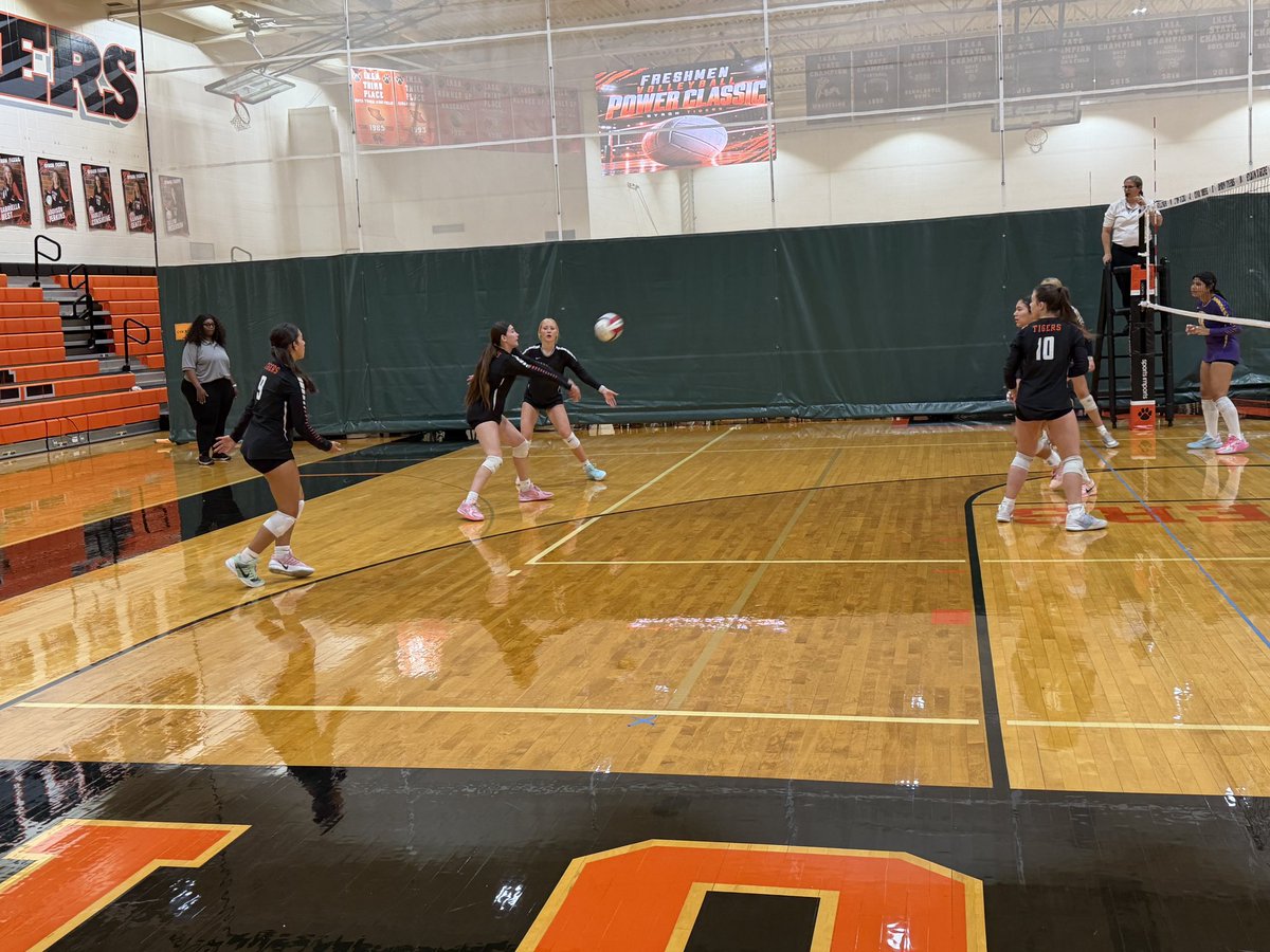 byronhsad's tweet photo. The Tigers were on the hunt in the Fresh/Soph Volleyball Power Classic today!  #ByronTigers #TigerPride https://t.co/m98N5lfFC9