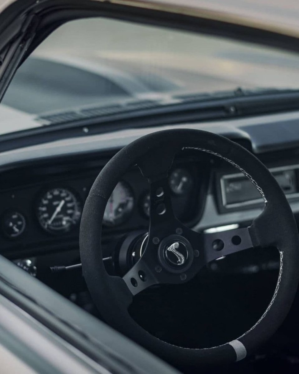 Emma_Wine212's tweet photo. This is what happens when a classic Mustang hits the gym 🔥 Would you daily it or track it 🏁 https://t.co/01636QeHAV
