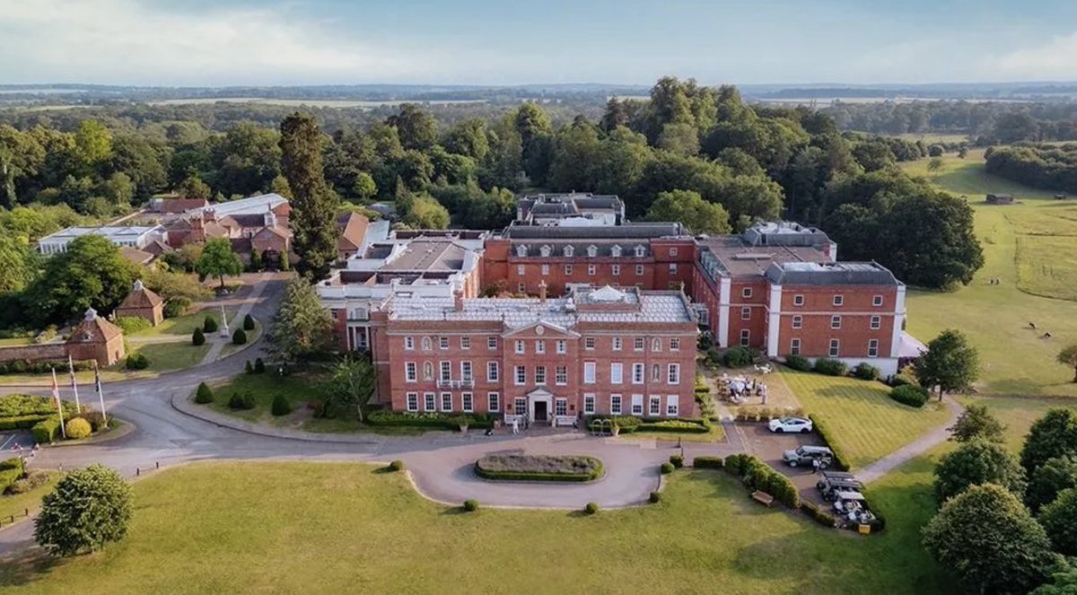 ForbesLife's tweet photo. Where To Experience England’s Booming Sparkling Wine Scene
https://t.co/1CZ421GAK1 https://t.co/KqPqDis1fU