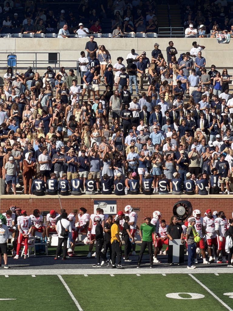 GSouthern_Fball's tweet photo. Bet this won’t make ESPN #HailSouthern https://t.co/iAPY9jlf8T