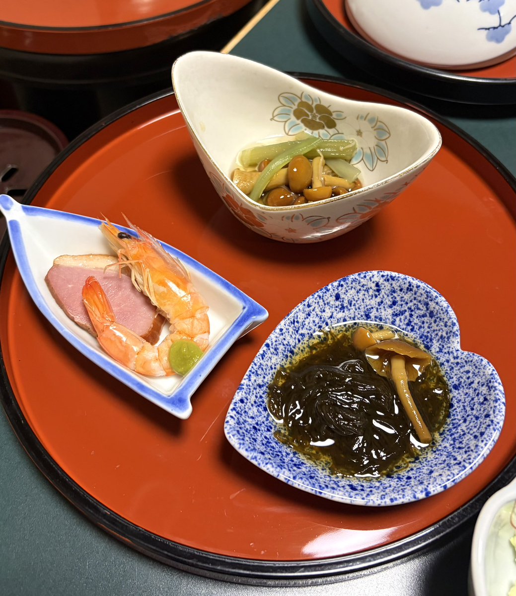 aichu5087's tweet photo. 9/22夜。この日の宿の美味しいもの達を貼る☺️

#ホテルグランドトーヤ https://t.co/R2HudyPjsG