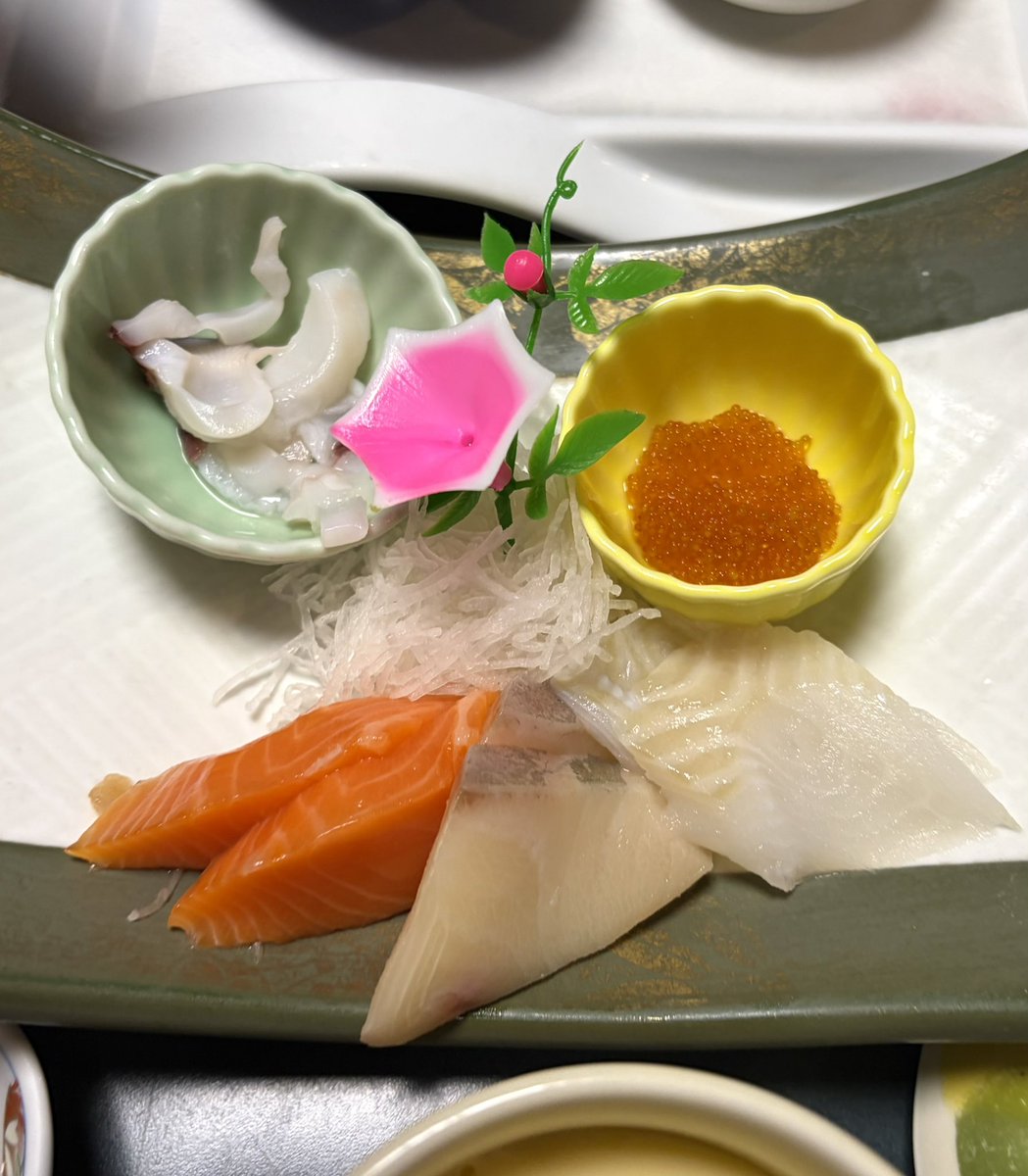 aichu5087's tweet photo. 9/22夜。この日の宿の美味しいもの達を貼る☺️

#ホテルグランドトーヤ https://t.co/R2HudyPjsG