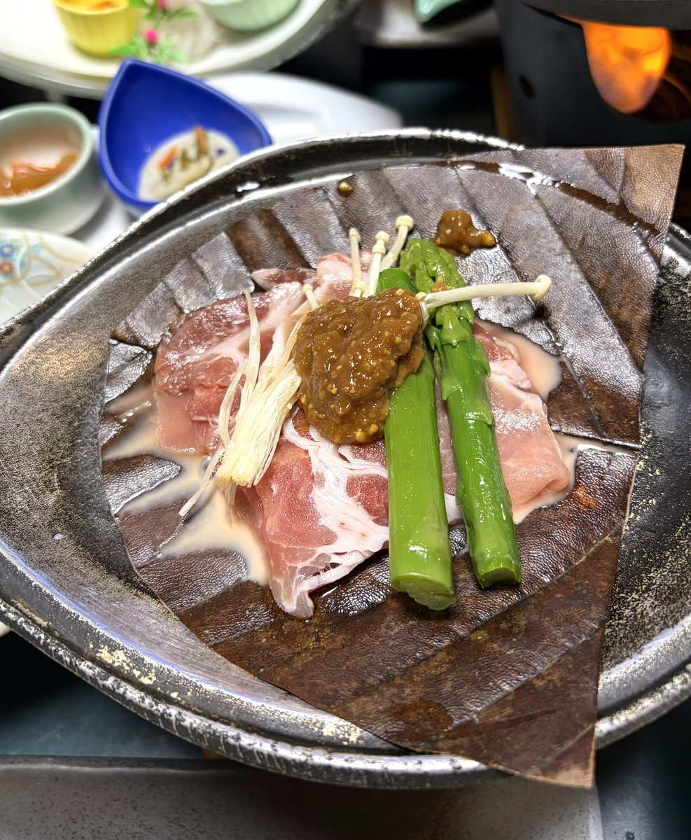 aichu5087's tweet photo. 9/22夜。この日の宿の美味しいもの達を貼る☺️

#ホテルグランドトーヤ https://t.co/R2HudyPjsG
