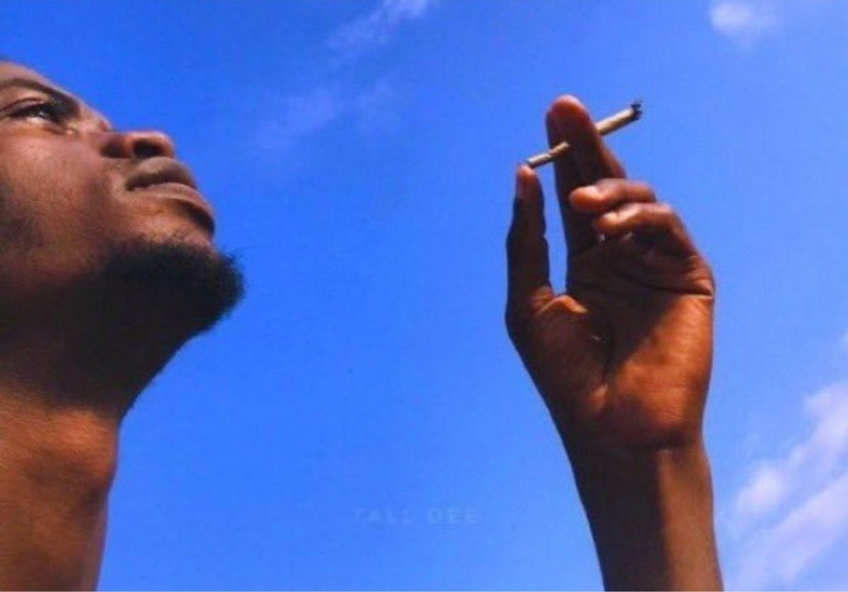 gbenga_daily's tweet photo. Why you dey smoke? 🎤😕 https://t.co/Ag9jWTTW81