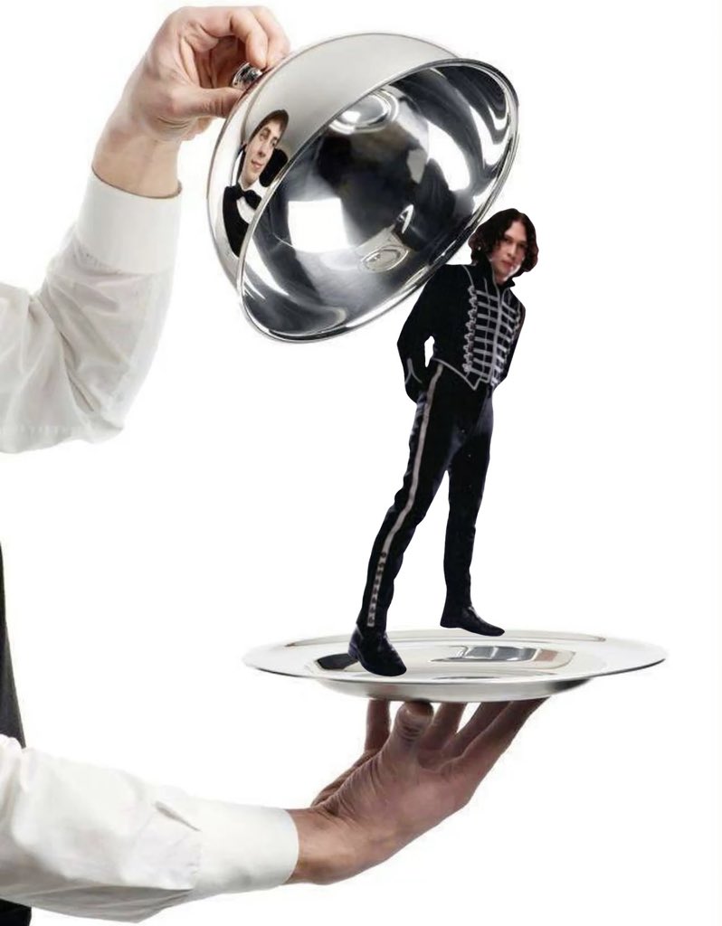 magaroan's tweet photo. please have your dish or they will gonna kill you https://t.co/7ObIkXdNCt