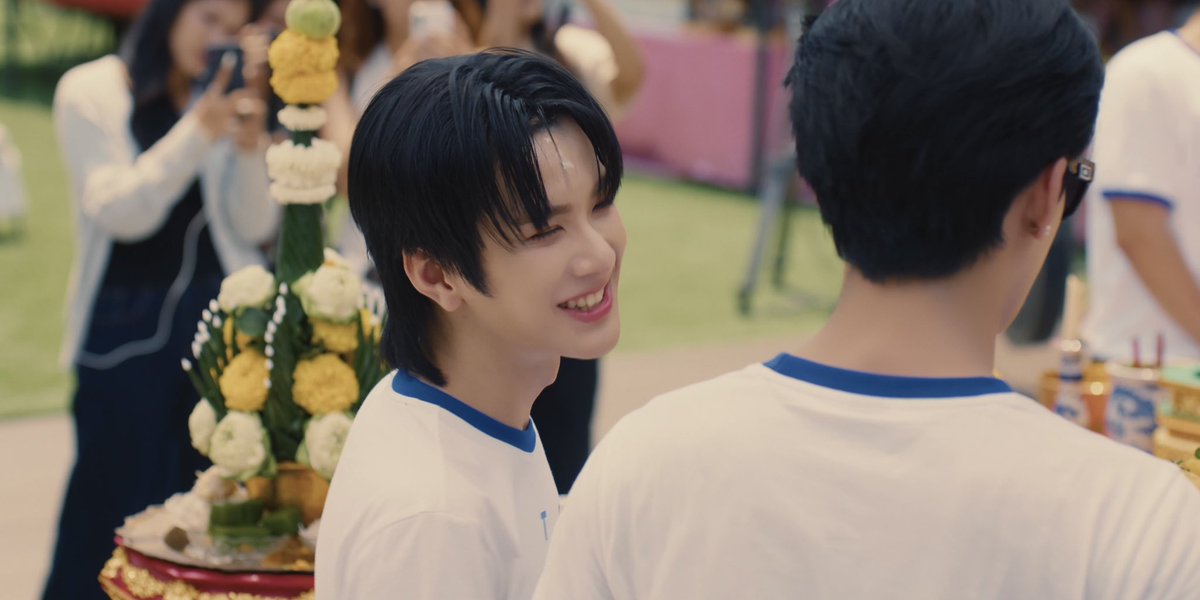 MrFanboySeries's tweet photo. ก่อนจะหยิบเงิน หยิบทอง น้องว่านโดนหยิบออกก่อนสะแล้ววว 😥

MR FANBOY CHAPTER 5
#MrFanboyEP5 https://t.co/VMo4NGd98S