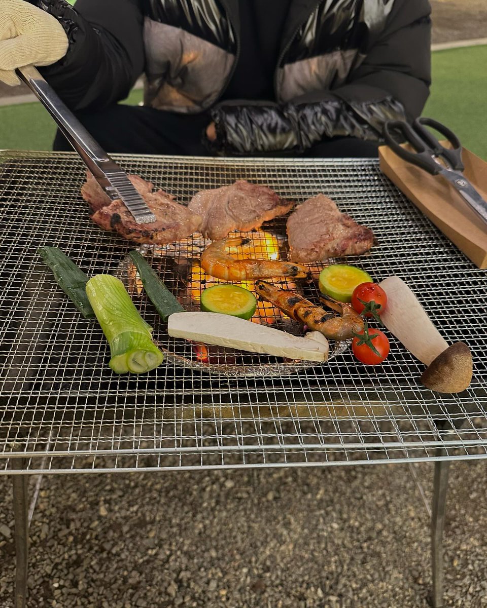 KateLWalker's tweet photo. もし魔法が使えるなら、今すぐ君のそばに飛んでいきたいな。みんなの意見も聞かせてね。 🙌
IHuKO https://t.co/gCpu8VhpkI