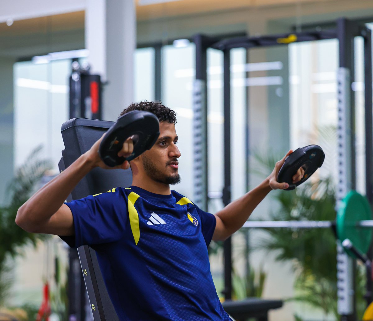 AlNassrFC's tweet photo. المصابـون يواصلون برامجهم التأهيلية 🔋 https://t.co/MWl7G5Hcyj