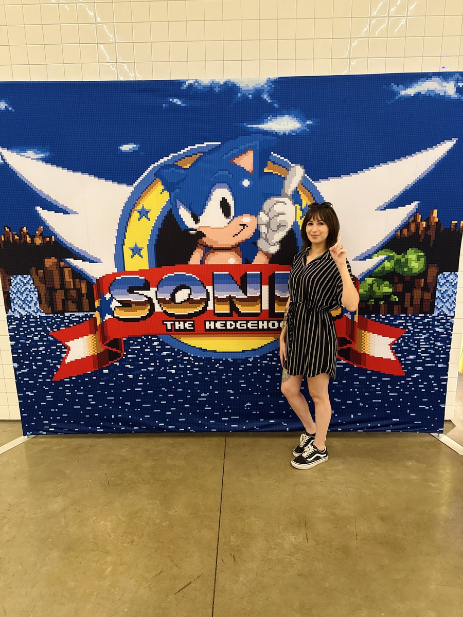 HeyYou_Mikachu's tweet photo. Thank you @SEGA and @iam8bit for inviting me to the Sonic 35th Anniversary art exhibit at @ark8net 💙✨

#SEGA #SEGACreator #Sonic https://t.co/nXfmzkIIrW