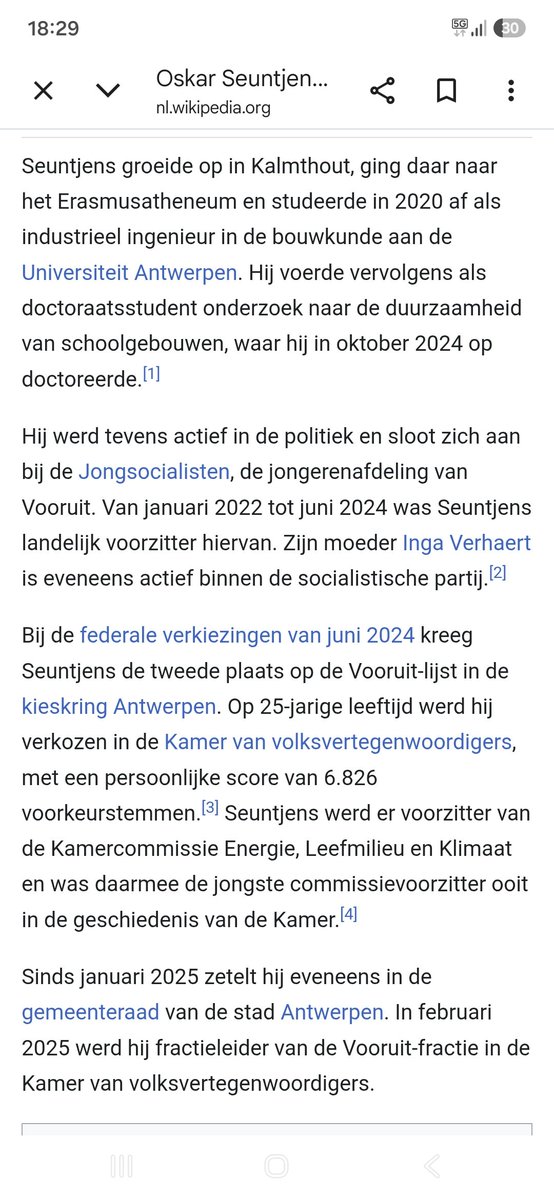 a053303's tweet photo. @wduyck Van de schoolbanken rechtstreeks de politiek in.  Maar hij gaat het wel effe gaan uitleggen.... unreal https://t.co/rmcpKHcwNt