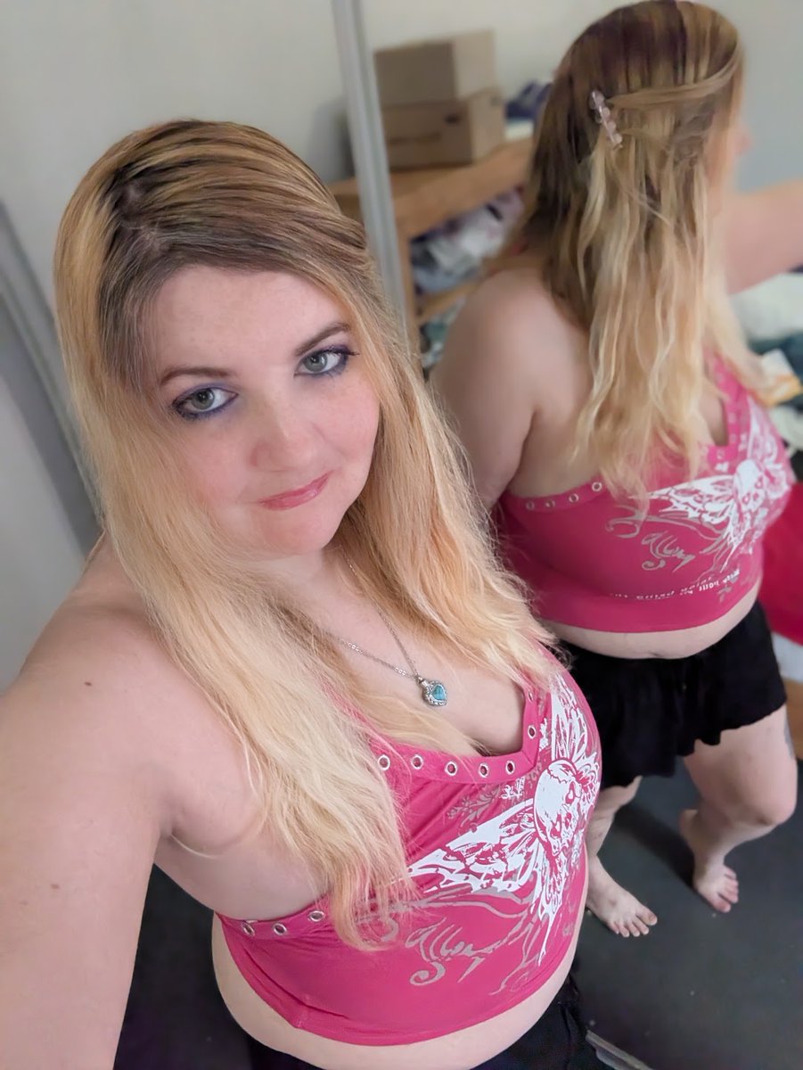 BecksWonderland's tweet photo. make your dreams reality by ordering a custom from me, trust me you WON'T be dissap https://t.co/OEEKBtypKk https://t.co/Sp8EBaiKfu