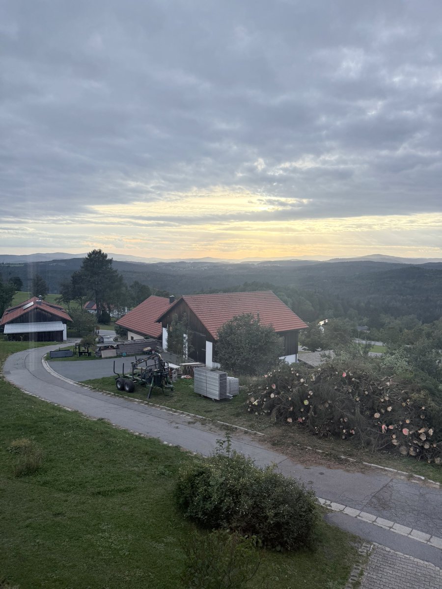 shamikr's tweet photo. Three days in the Bavarian Forest National Park with our #EcoRes group - sharing ideas, exploring new directions, and enjoying some time together beyond the usual routine. 🌲🥾 https://t.co/U7UDTtasHJ
