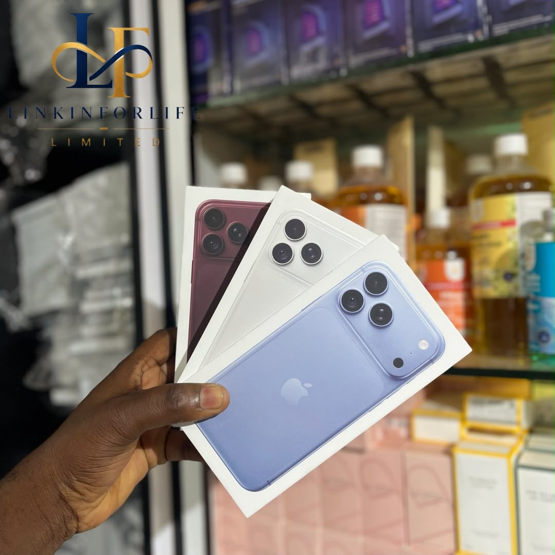 ForLinkin's tweet photo. iPhone 18 Pro Max 256GB E sim Unlocked New 

Price: ¢21,000

We do SWAP &amp; nationwide delivery 🚚 

☎️ (0541427156) https://t.co/Eq2DezvF2y