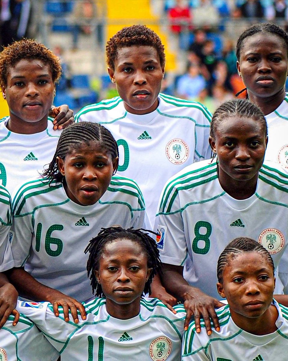 Cleverlydey4u's tweet photo. Osinachi Ohale announced her retirement from international football after 16 years, 86 caps and 5 WAFCON titles with Nigeria ❤️🇳🇬 https://t.co/KfcHWDAhZn
