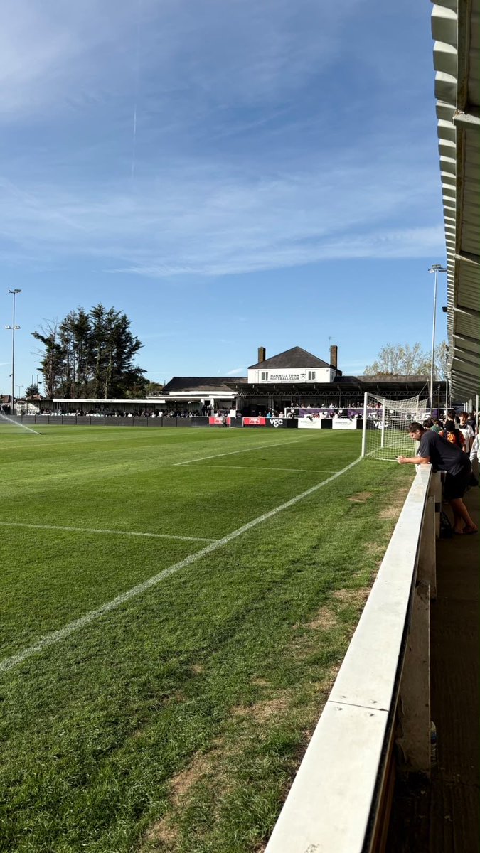 _pyramidfinance's tweet photo. A wonderful day at @hanwelltownfc https://t.co/pd3RSgBFj6