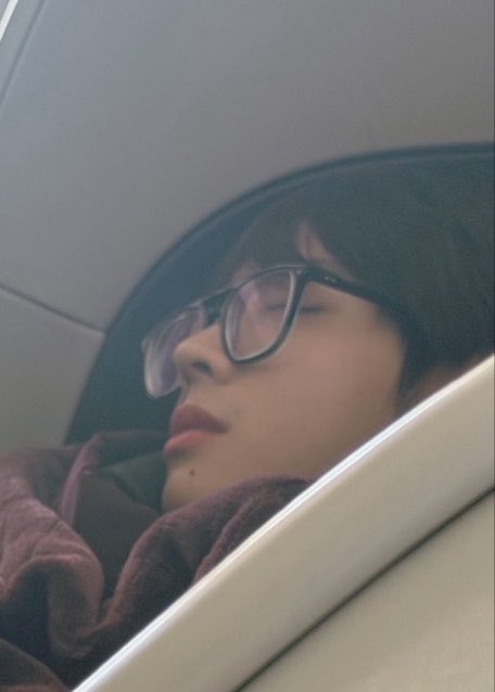 GotoKP3y's tweet photo. โกมีนัม                                            ยัยหมูกระต่าย https://t.co/RzYo86jDuN