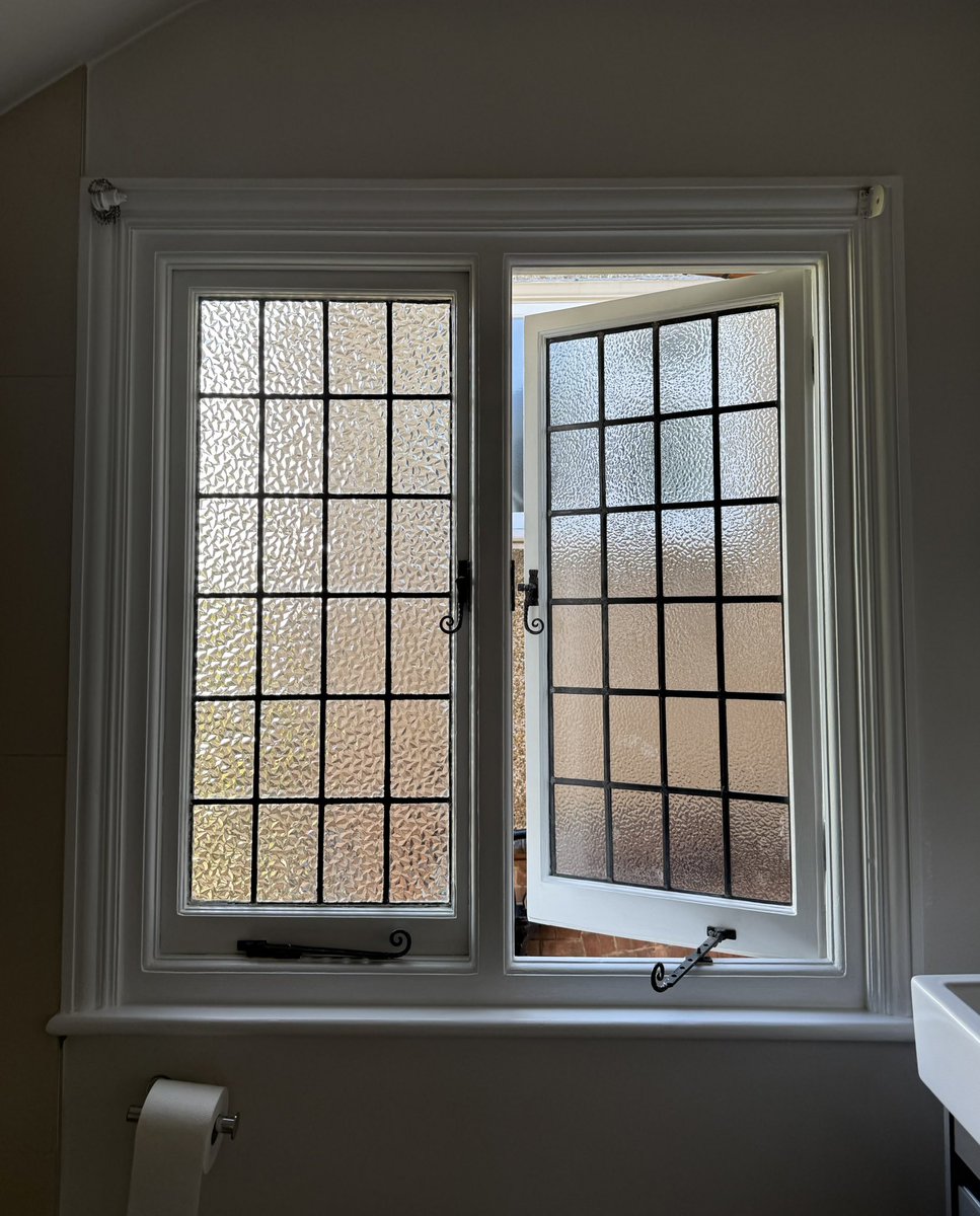 BarnsburyCo's tweet photo. Restored, not replaced 🪟
We repaired this original timber casement, made and fitted new leaded glass to the left-hand side, then hand-painted it inside and out. Period character, built to last another century.
#WindowRestoration #PeriodProperty https://t.co/lYqy7zDiSv