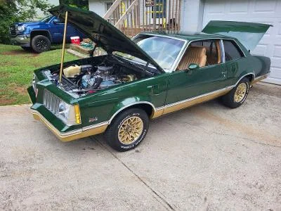 iOnlycuff_Juicy's tweet photo. 1979 Super Duty Grand Am. 🔥🇺🇸

45+ years later, and this classic still has attitude.

Would you take this over a brand-new muscle car? 👇

❤️ Classic
🔥 New
#1979GrandAm #Pontiac #SuperDuty #ClassicCars #MuscleCars #AmericanClassic https://t.co/Vuncfd9eQl