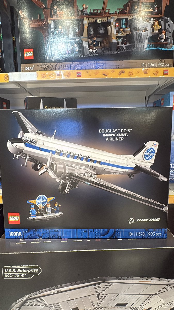 BEING_MY_SELF17's tweet photo. “You look happier”
Thx I just bought more Lego 
——
Aerospace Eng mindset is under proses , I’ll put it next to the Artemis II launch system https://t.co/ziQddBcH91