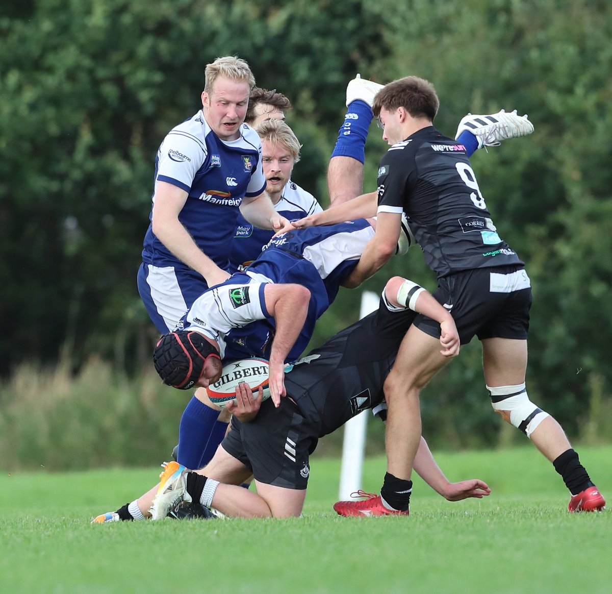 wjpirwin's tweet photo. up and under Portadown RFC 36 -19 Ards RFC https://t.co/QRTUaZ44uo